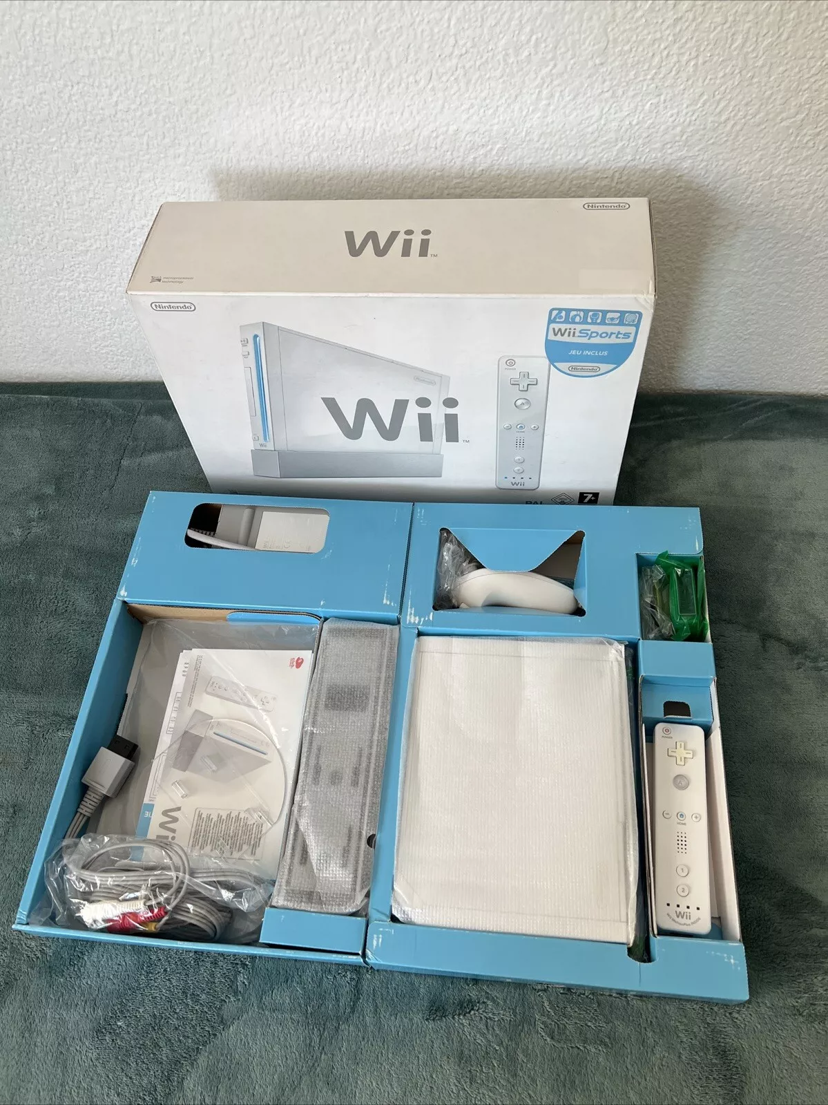 Console Nintendo Wii en boite blanche